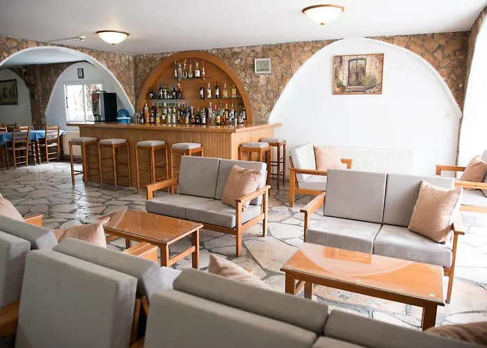 Le Village Hotel